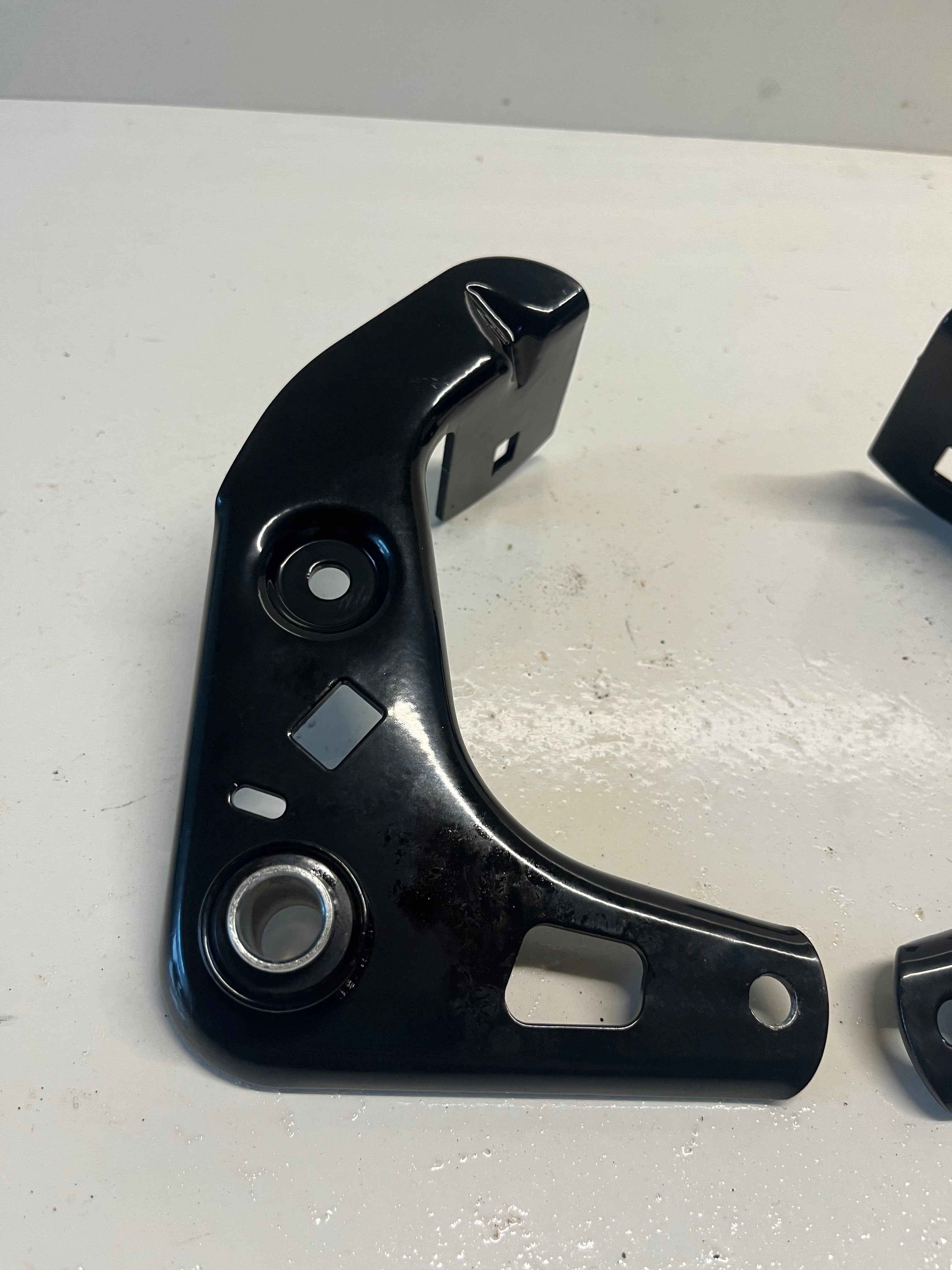 Motorhalter (neu lackiert)