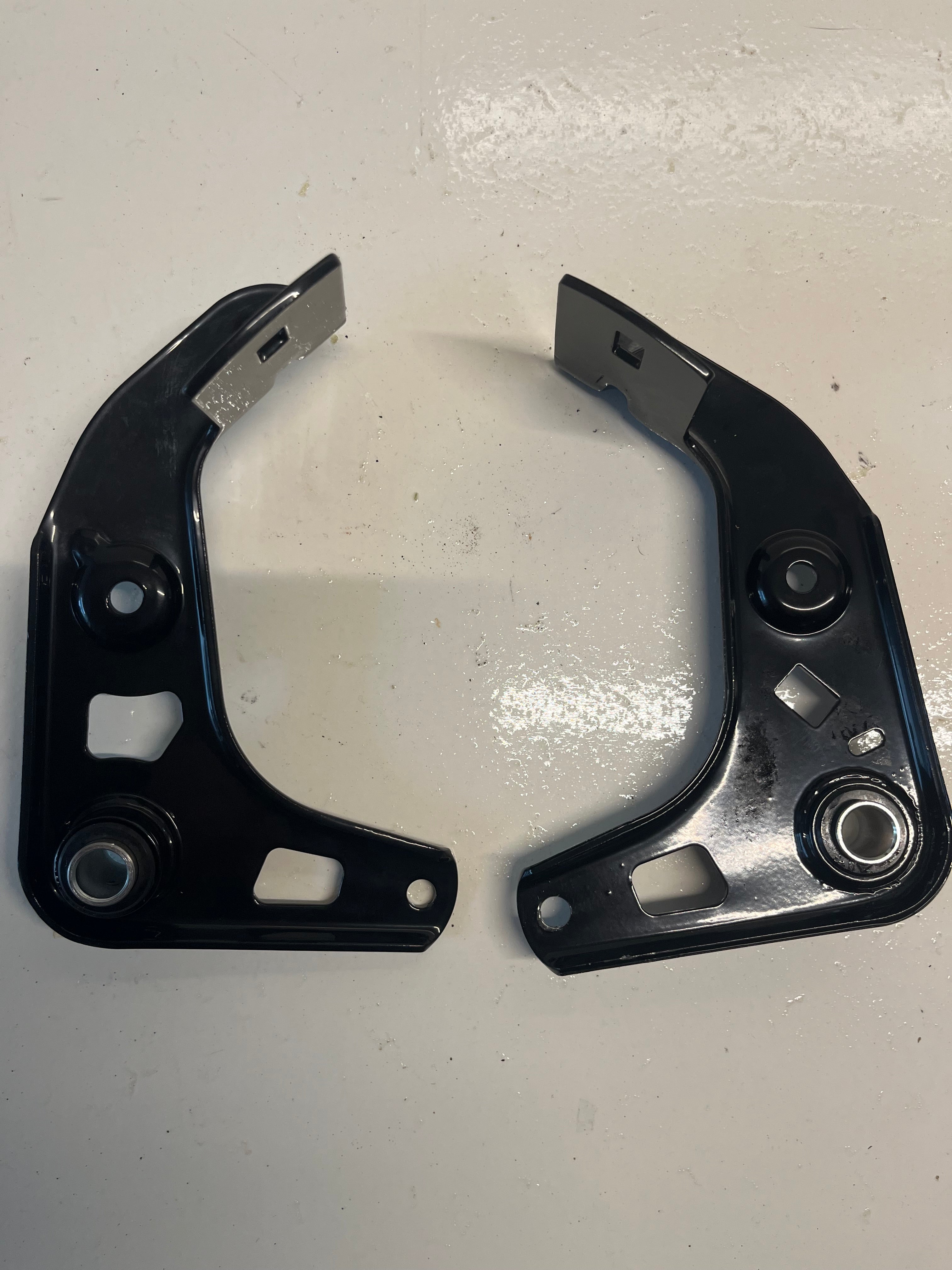 Motorhalter (neu lackiert)