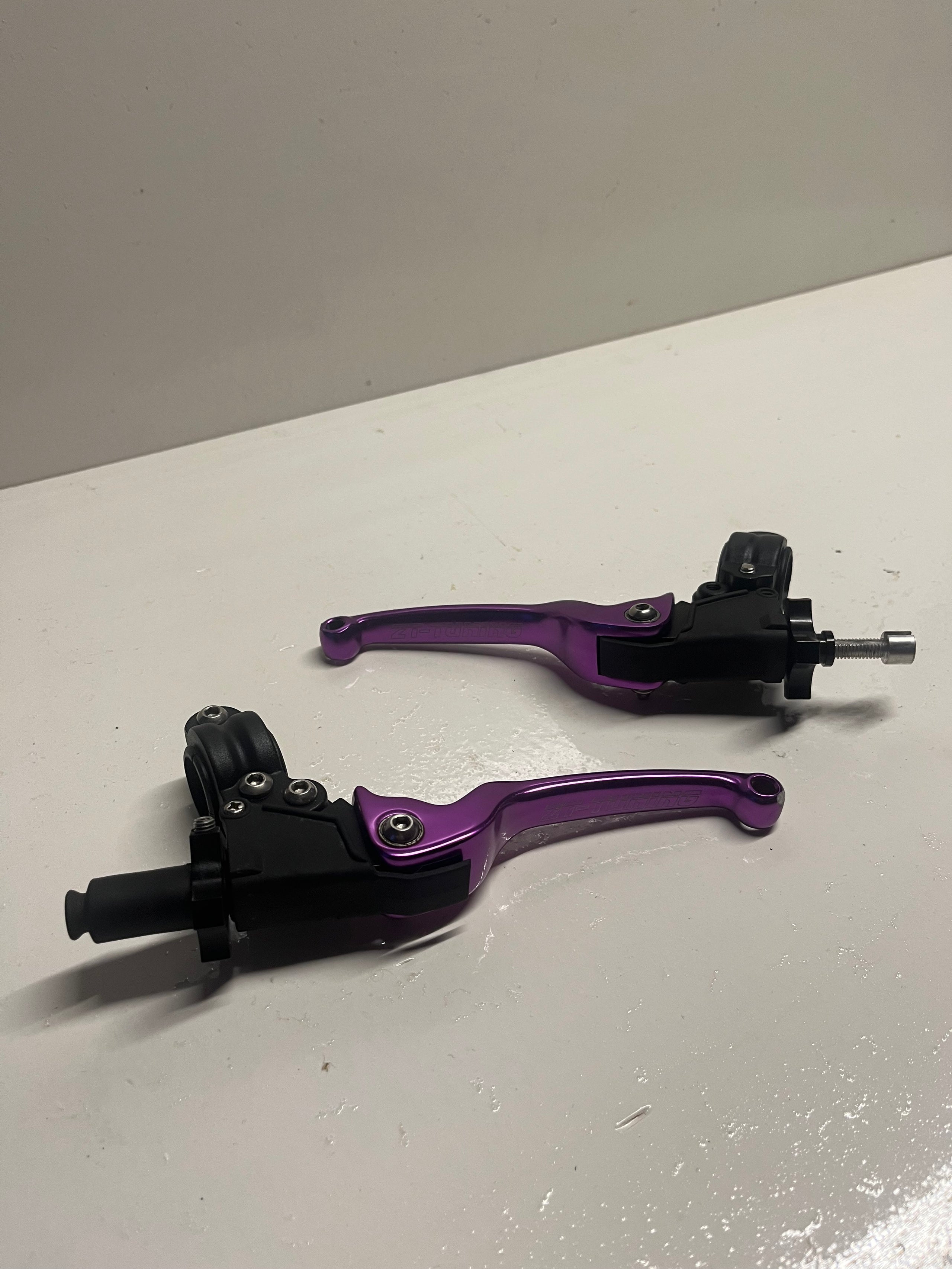 ZT-Tuning Kupplungs- und Bremshebel