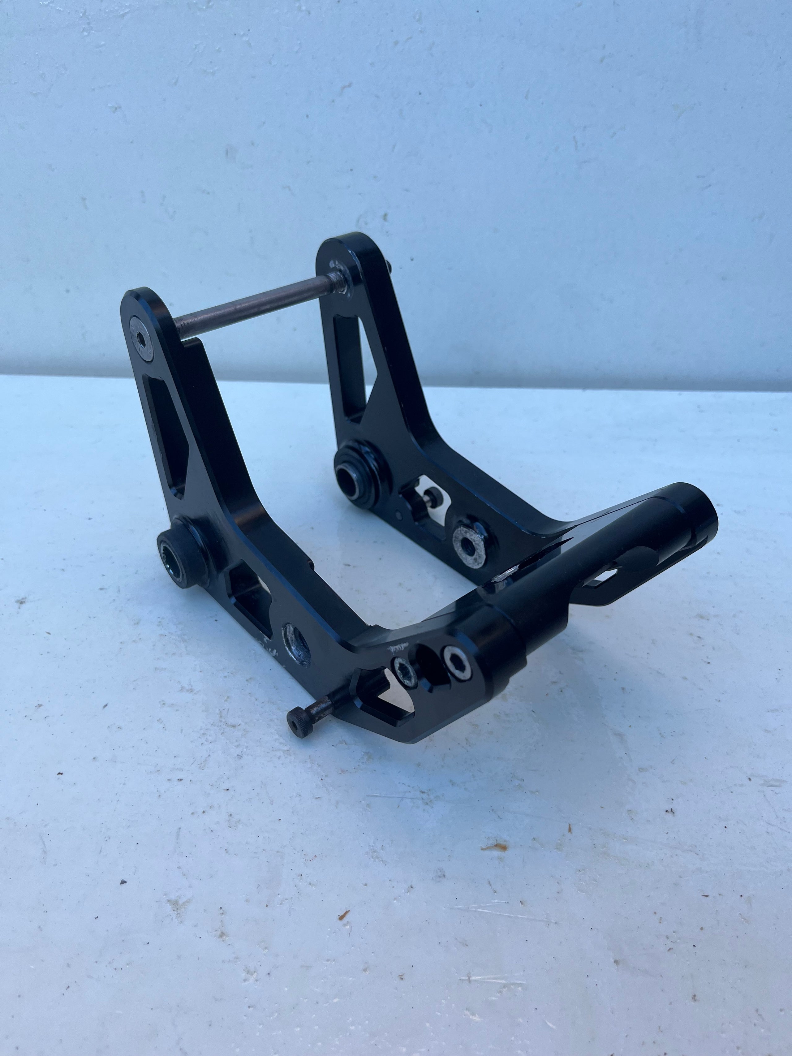 Stolen CNC Motorhalter