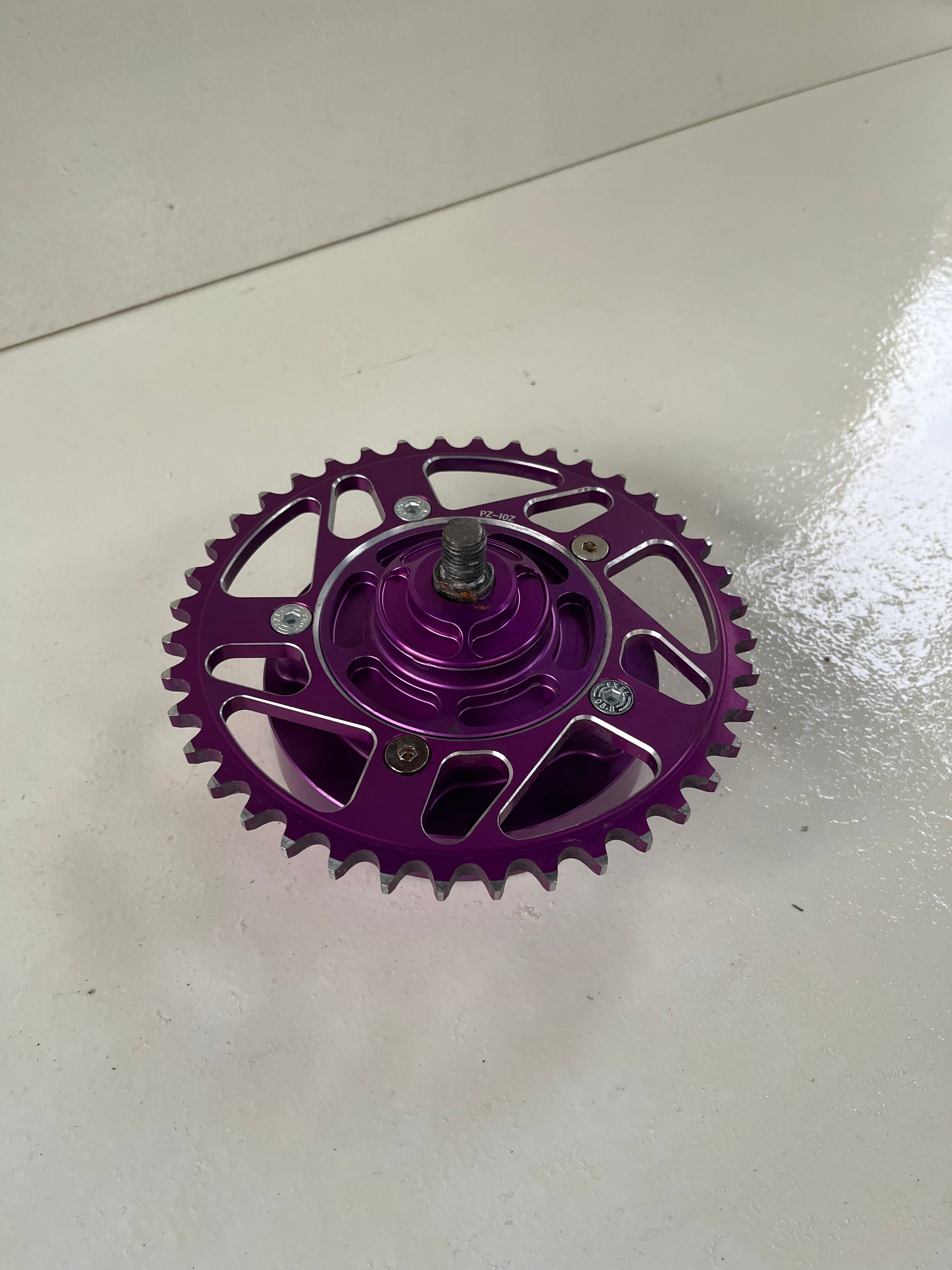 KultMopeds CNC-Mitnehmer inklusive PZ-Kettenritzel